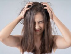 frizzy hair causes